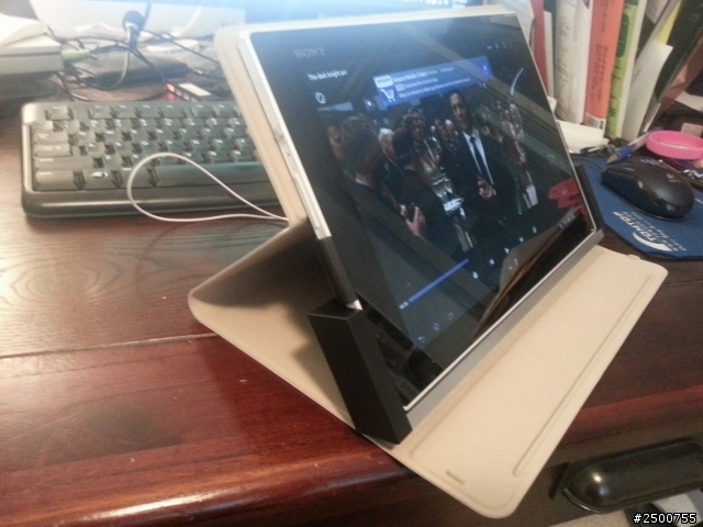 Xperia tablet Z 原廠皮套+底架三位一體合體圖!
