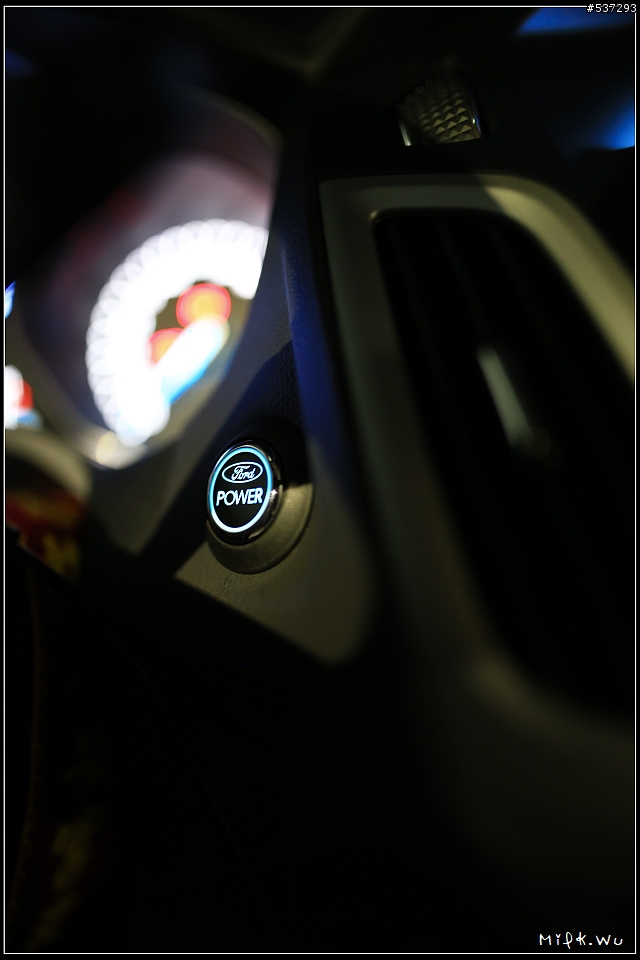 [洗車後夜拍]The ALL-NEW Focus 5D TDCI (9W)