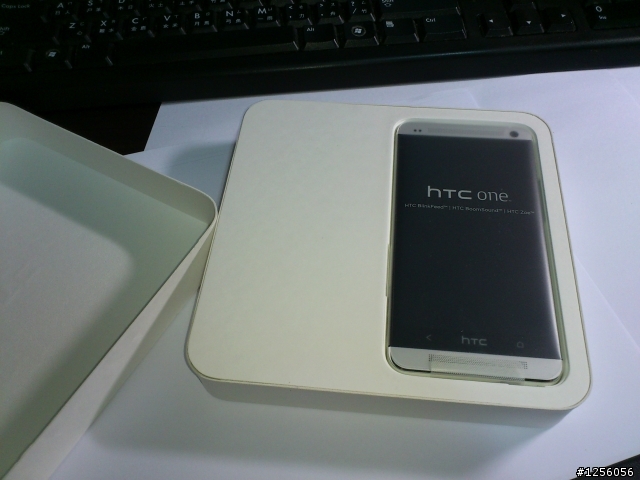 ONE入手-從SONY跳來HTC的心得與比較文