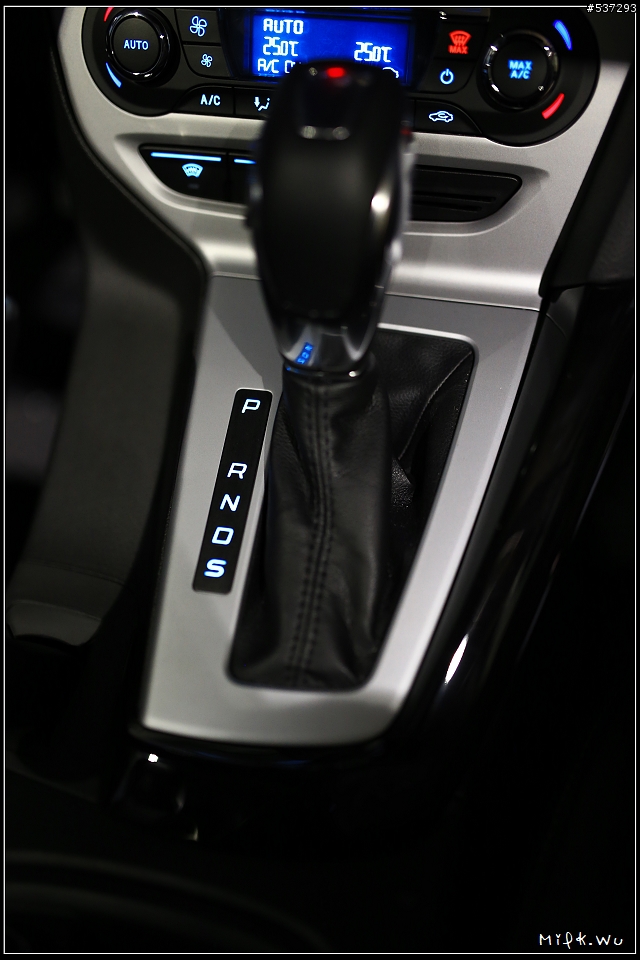 [洗車後夜拍]The ALL-NEW Focus 5D TDCI (9W)