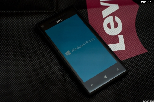 Windows Phone 8X by hTC - C620e Black Unboxing