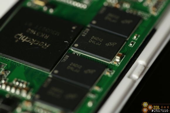 馳為 V88 pad mini 做工拆機圖