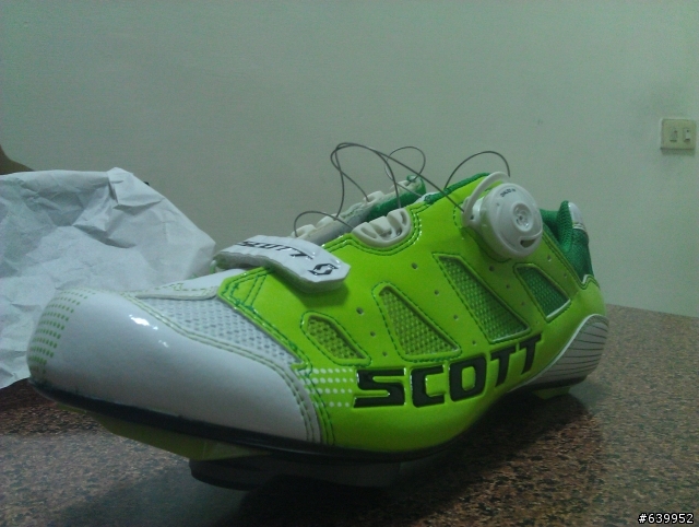 [限量是殘酷的] Scott team版卡鞋開箱