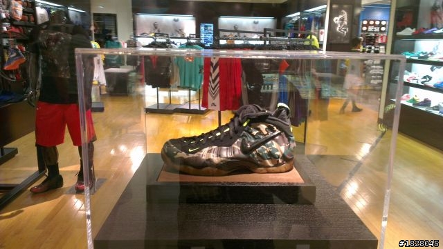 [開箱] Air Foamposite Pro LE 綠迷彩太空鞋