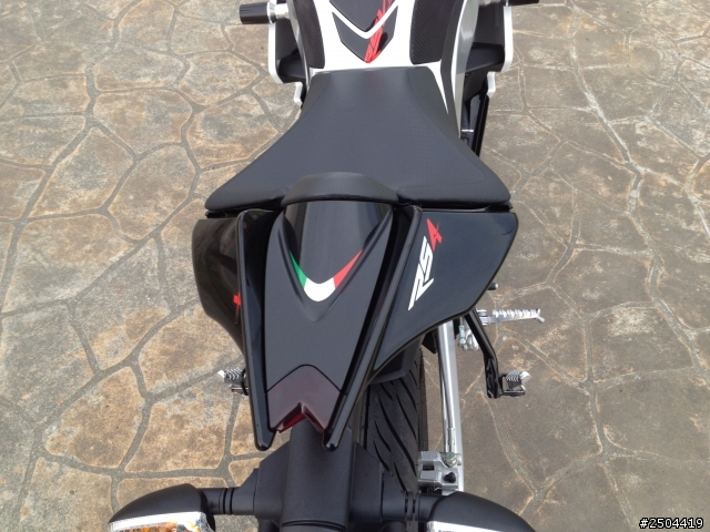 aprilia rs4 125 開箱文