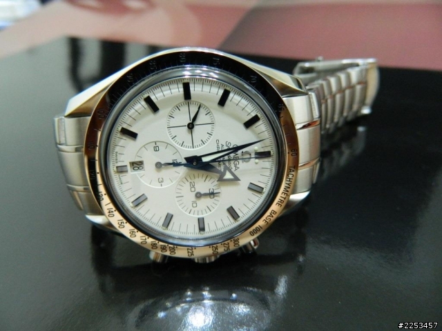 OMEGA 闊箭