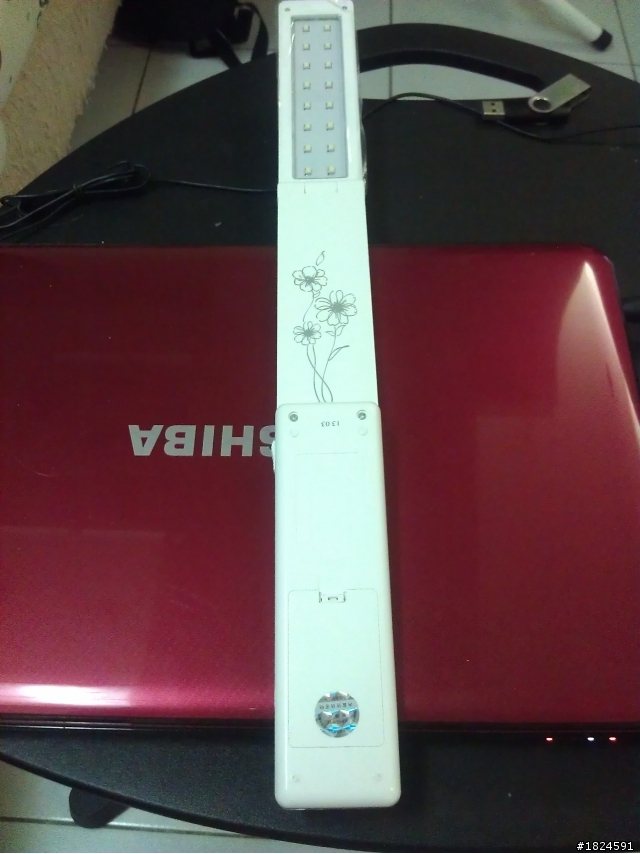 分享一款網路買的USB LED燈