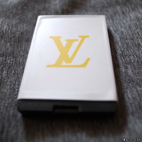 「開箱」LouisVuitton LV Mini 奢侈品手機