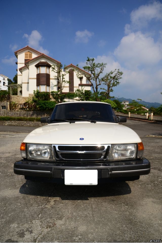 晚來的開箱。1983年900 turbo。