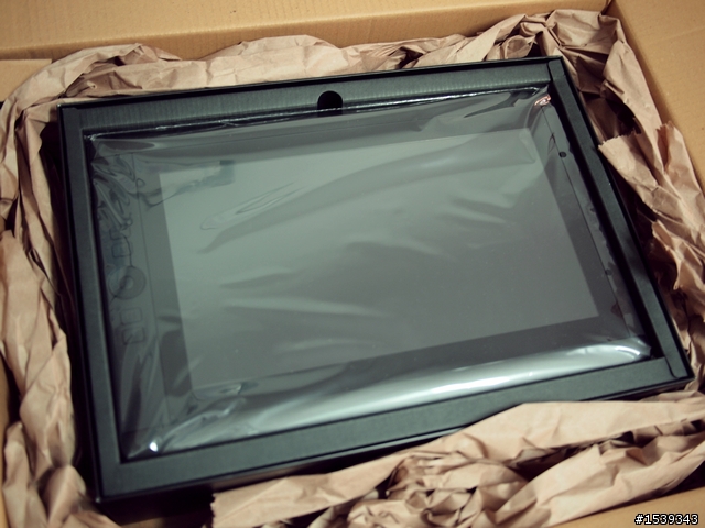 [簡單開箱]Wacom Cintiq 13HD