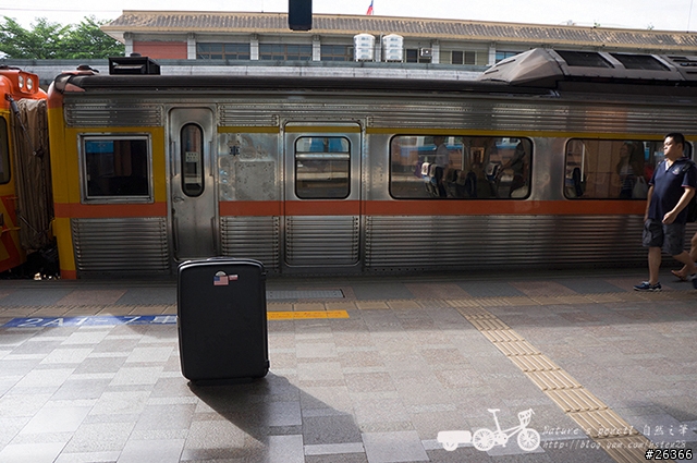 【一個人的旅行】兩鐵台東之旅 bike friday〔伯朗大道、阿智農場、台東熱氣球、鹿野高台、龍田自行車、知本溫泉、卑南豬血湯、徐媽媽蔥油餅〕