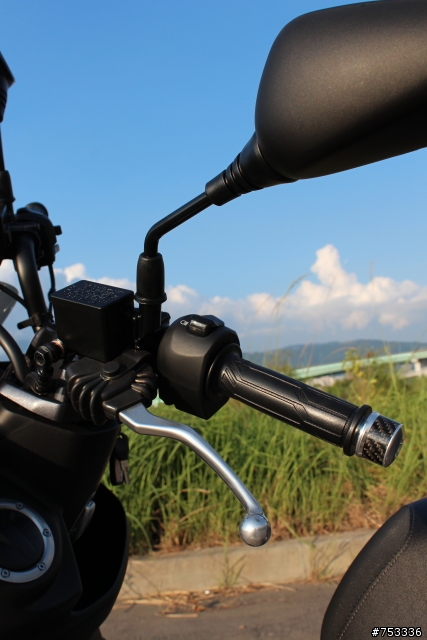 [開箱] 訓車中疑問 （更新） 深藍灰 S-MAX 155CC 與 RACING 150CC FOREVER 比較心得