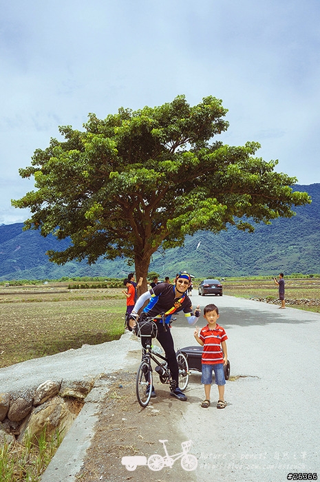 【一個人的旅行】兩鐵台東之旅 bike friday〔伯朗大道、阿智農場、台東熱氣球、鹿野高台、龍田自行車、知本溫泉、卑南豬血湯、徐媽媽蔥油餅〕