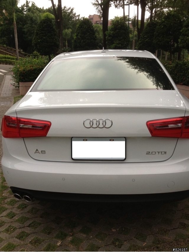 第一次小開箱一下，老爸的禮物....A6 2.0TDI (代父開箱)~