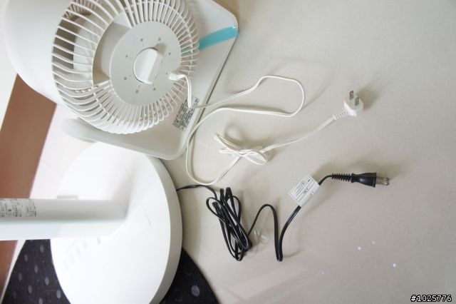 [開箱文] 從日本扛回來的MUJI無印良品12吋簡約造型電風扇