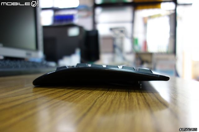 久違的BENQ A800 經典海貝鍵盤 英刻版