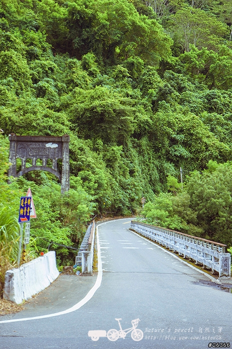 【一個人的旅行】兩鐵台東之旅 bike friday〔伯朗大道、阿智農場、台東熱氣球、鹿野高台、龍田自行車、知本溫泉、卑南豬血湯、徐媽媽蔥油餅〕