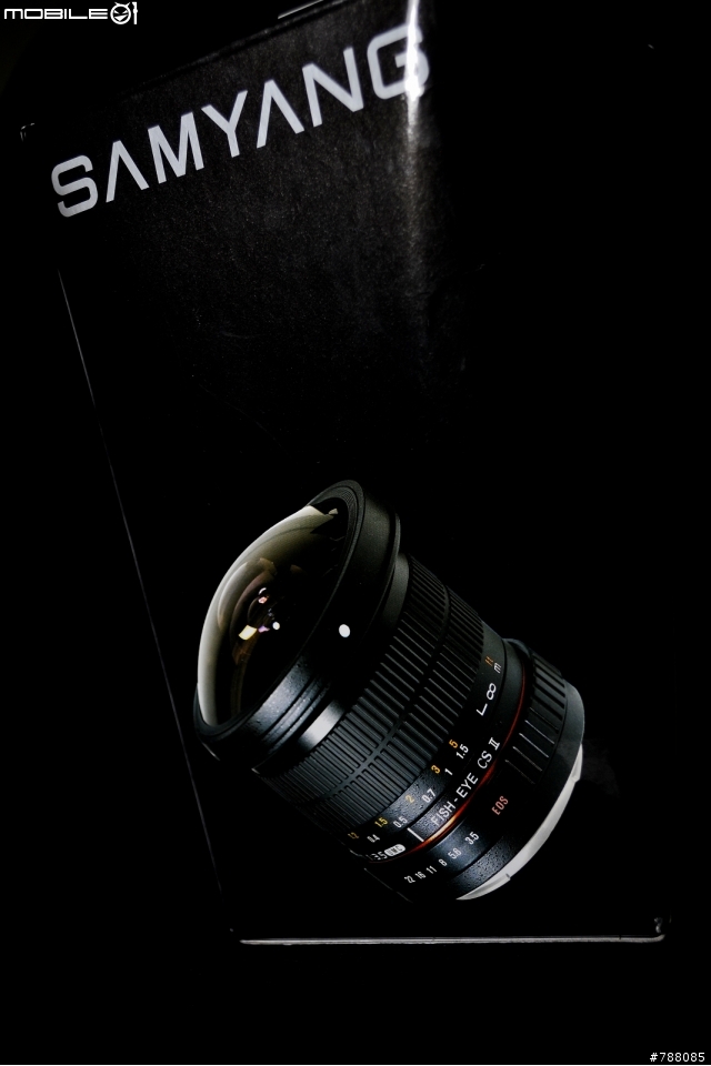 [開箱]平民超廣角魚眼【SAMYANG 8mm f3.5 CS II AE】
