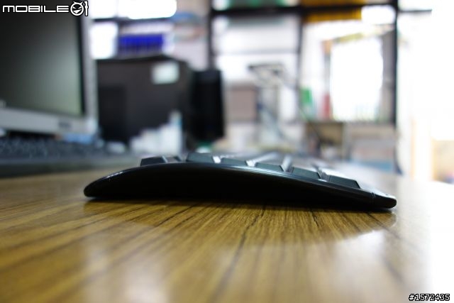 久違的BENQ A800 經典海貝鍵盤 英刻版