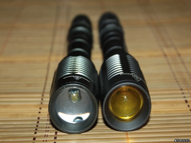 把變焦 手電筒的鏡片 換成黃光