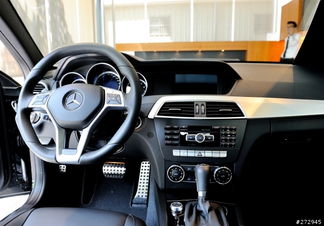 New E-CLASS & CLA 賞車