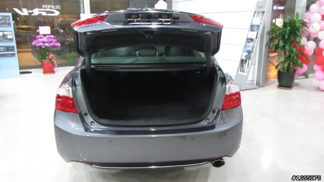 Accord 9賞車心得／Accord 8 對照組 / 同級各車未來式比較（後續增補路徑）