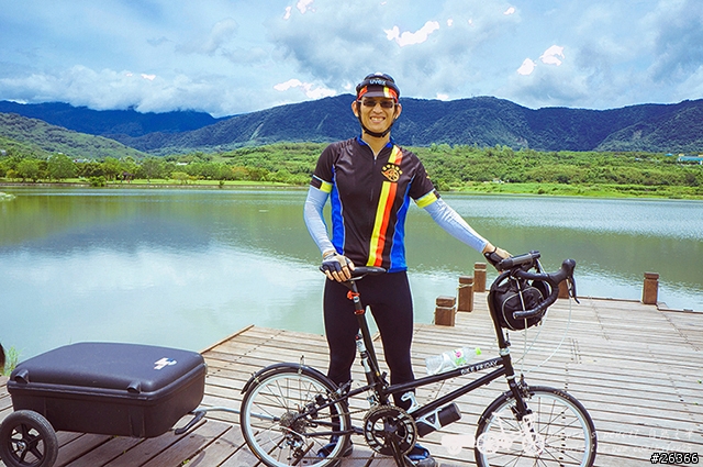 【一個人的旅行】兩鐵台東之旅 bike friday〔伯朗大道、阿智農場、台東熱氣球、鹿野高台、龍田自行車、知本溫泉、卑南豬血湯、徐媽媽蔥油餅〕