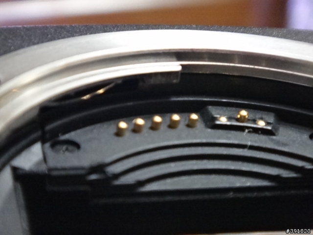 求救: 5D2的鏡頭接點的針跑不出來了: Err01