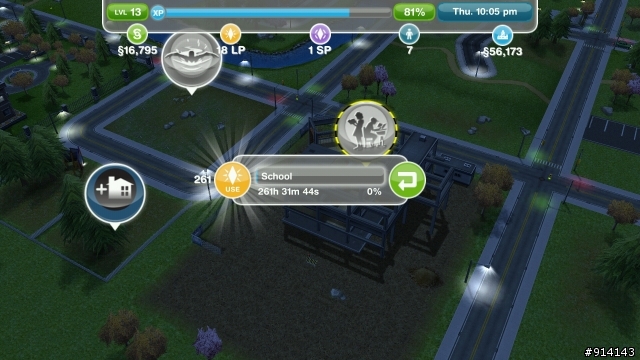 有人玩the Sims freeplay嗎?