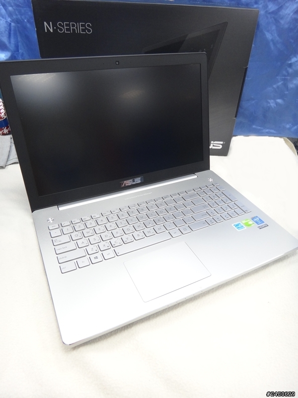 買筆電還有專屬重低音音響~~~ ASUS N550新鮮開箱