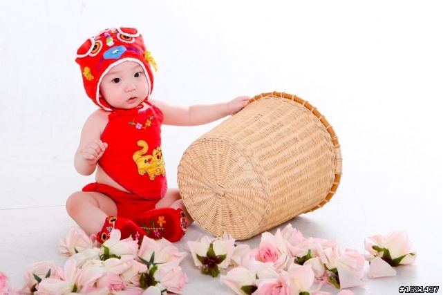 兒子滿周歲所拍的沙龍照