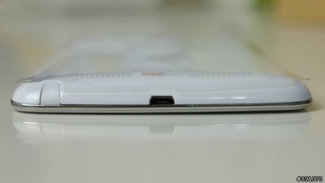 螢火蟲V65完整開箱(圖多:含細節、實拍、截圖)