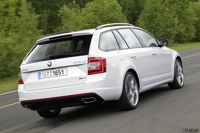 New ŠKODA Octavia Combi RS(gti 7旅行車版)