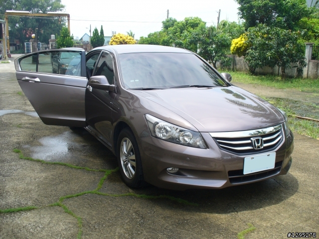 Accord 9賞車心得／Accord 8 對照組 / 同級各車未來式比較（後續增補路徑）
