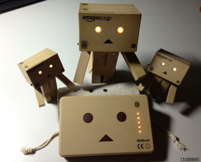 「開箱」日本 amazon秒殺熱賣商品「阿楞」行動電源