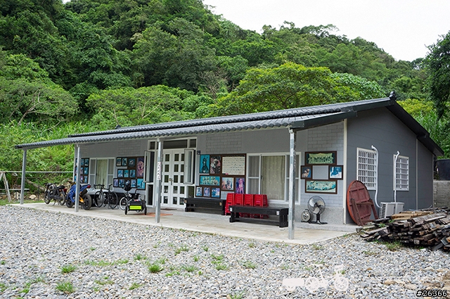 【一個人的旅行】兩鐵台東之旅 bike friday〔伯朗大道、阿智農場、台東熱氣球、鹿野高台、龍田自行車、知本溫泉、卑南豬血湯、徐媽媽蔥油餅〕
