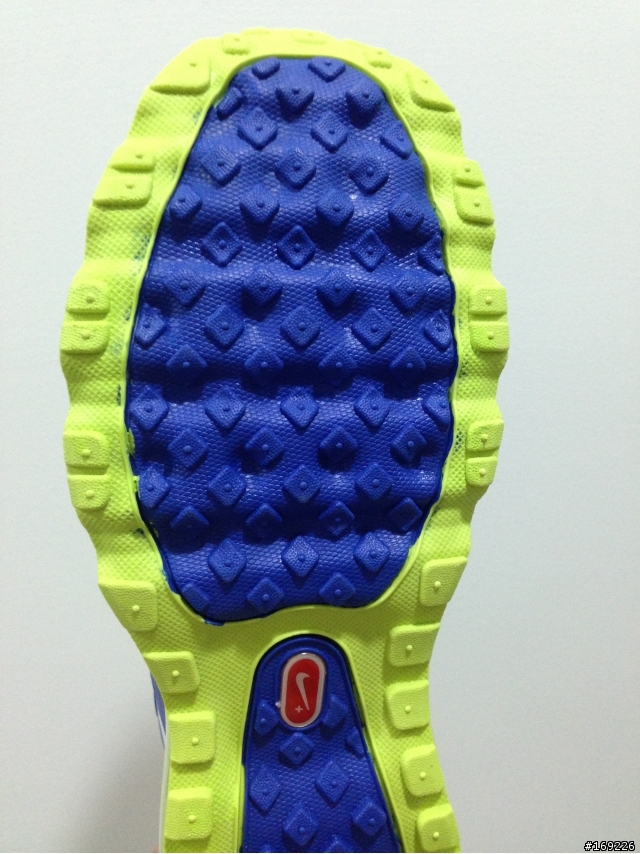 [請教]關於NIKE AIR MAX+ 2012