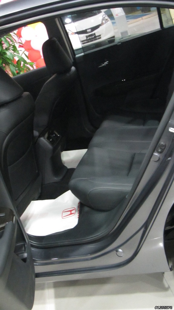 Accord 9賞車心得／Accord 8 對照組 / 同級各車未來式比較（後續增補路徑）