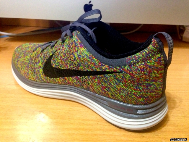 Nike Lunar Flyknit One+ “Multi-Color”   （彩虹編織）
