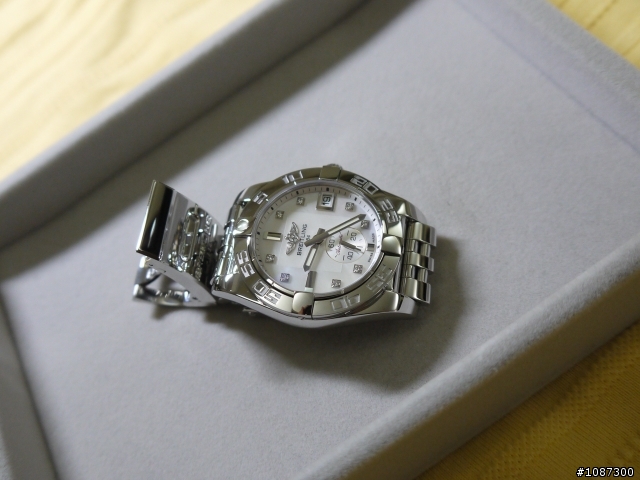 不像對錶的對錶~~~~Breitling(7/27換新衣21樓外拍照)