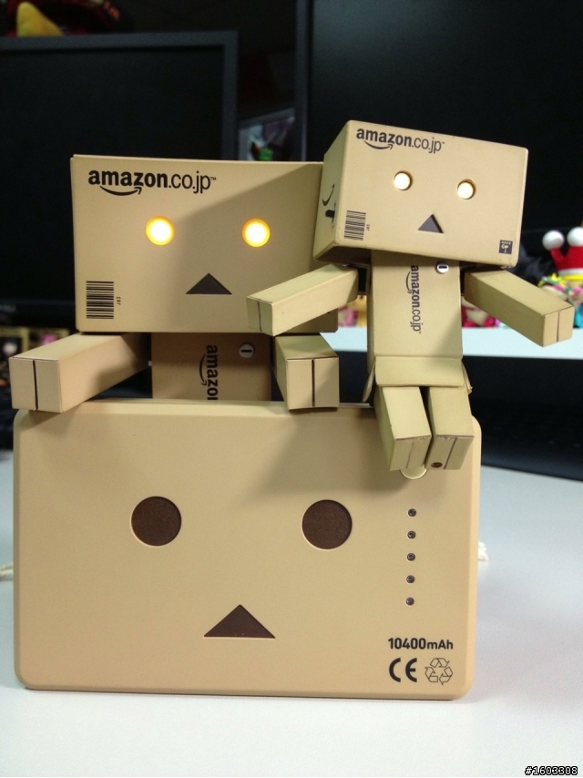 「開箱」日本 amazon秒殺熱賣商品「阿楞」行動電源