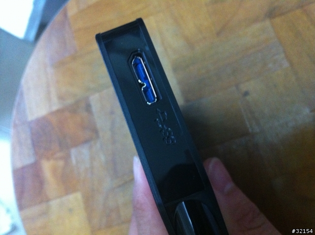 燦坤會員招待的Silicon Power 2.5吋 1TB行動硬碟(S03黑) 開箱簡測
