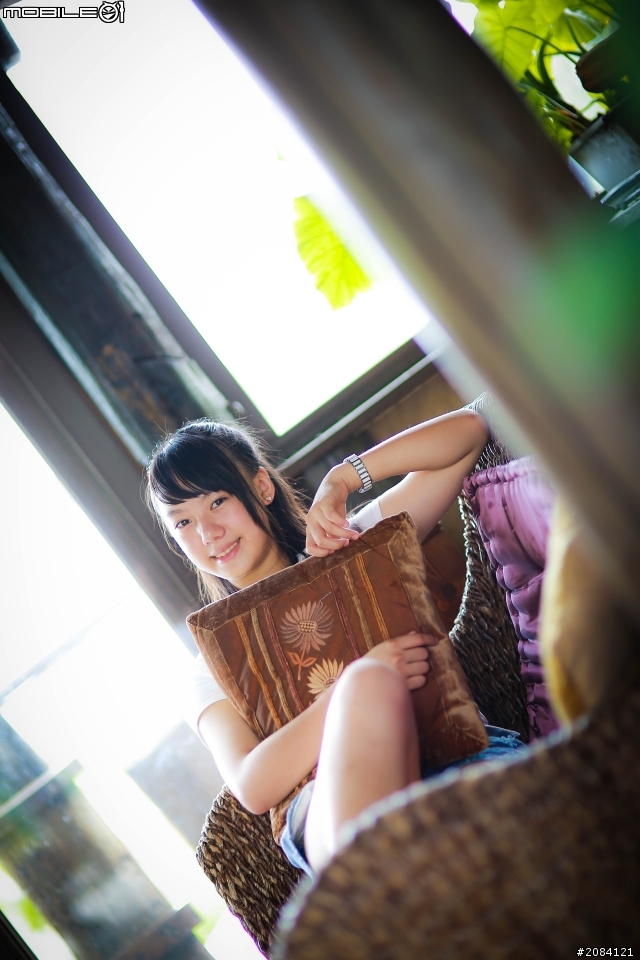 拋磚引玉........期待回應！！！(再續集)........自我感覺良好的第 三 次外拍..........請多多指教！