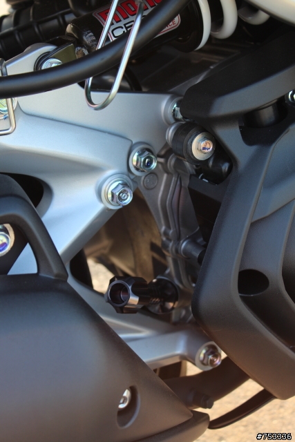[開箱] 訓車中疑問 （更新） 深藍灰 S-MAX 155CC 與 RACING 150CC FOREVER 比較心得