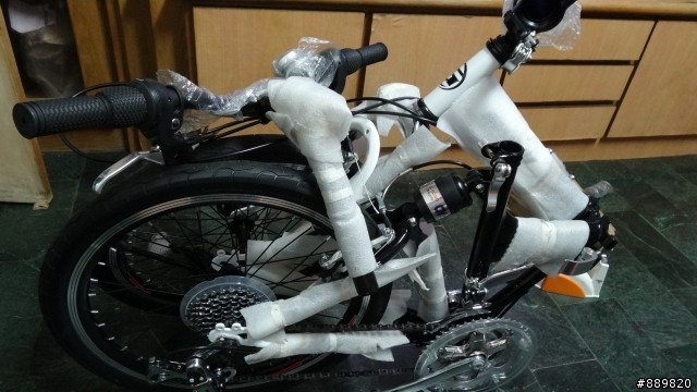 BIKEDNA G3 小折 網購不給換貨..