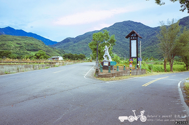 【一個人的旅行】兩鐵台東之旅 bike friday〔伯朗大道、阿智農場、台東熱氣球、鹿野高台、龍田自行車、知本溫泉、卑南豬血湯、徐媽媽蔥油餅〕