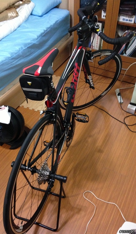 GIANT TCR COMPOSITE 2 2014 消光黑入手 (08/11新手更新心得)
