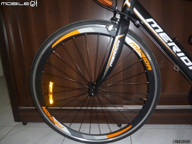 [開箱文]有點不專業 第一台公路車