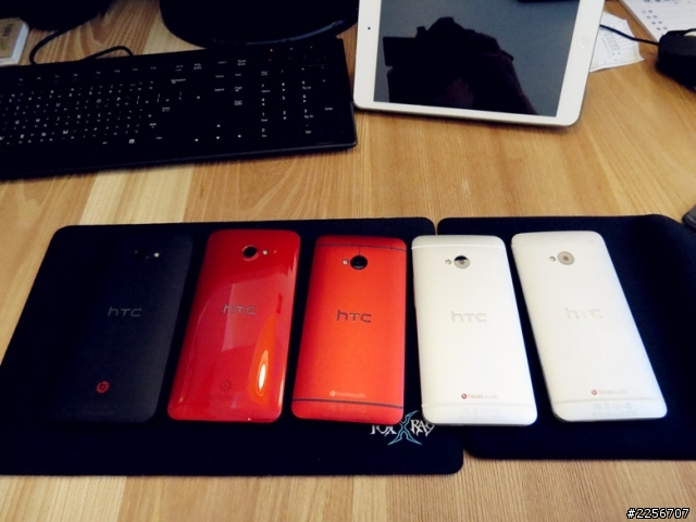 我也忍不住敗了紅色new one 因為它實在太犯規了
