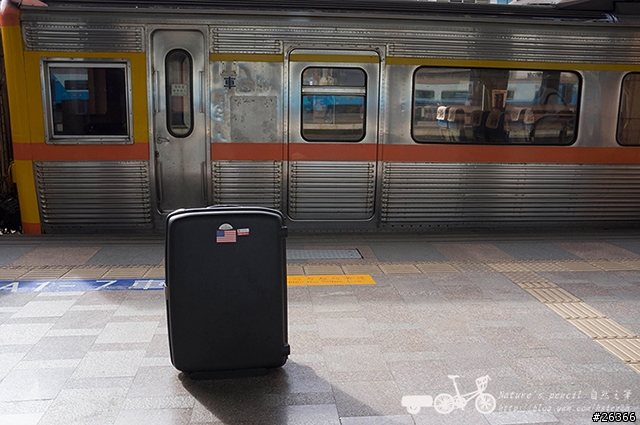 【一個人的旅行】兩鐵台東之旅 bike friday〔伯朗大道、阿智農場、台東熱氣球、鹿野高台、龍田自行車、知本溫泉、卑南豬血湯、徐媽媽蔥油餅〕
